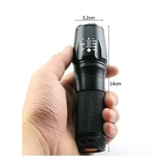 Lanterna tática militar profissional X900 com zoom, luz de acampamento com bandeira recarregável