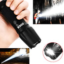 Lanterna Profissional X900 Recarregável com Função de Amplificação de Sinal — Alto Alcance e Iluminação Potente