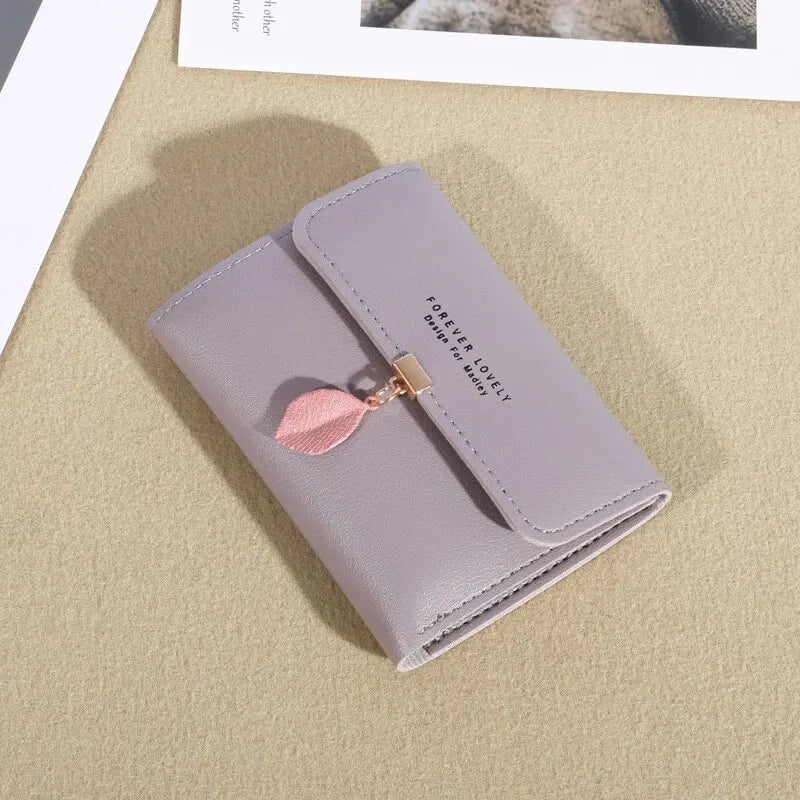 Carteira Trifold Feminina com Design Minimalista – Clutch Casual com Porta-Cartões e Porta-Moedas