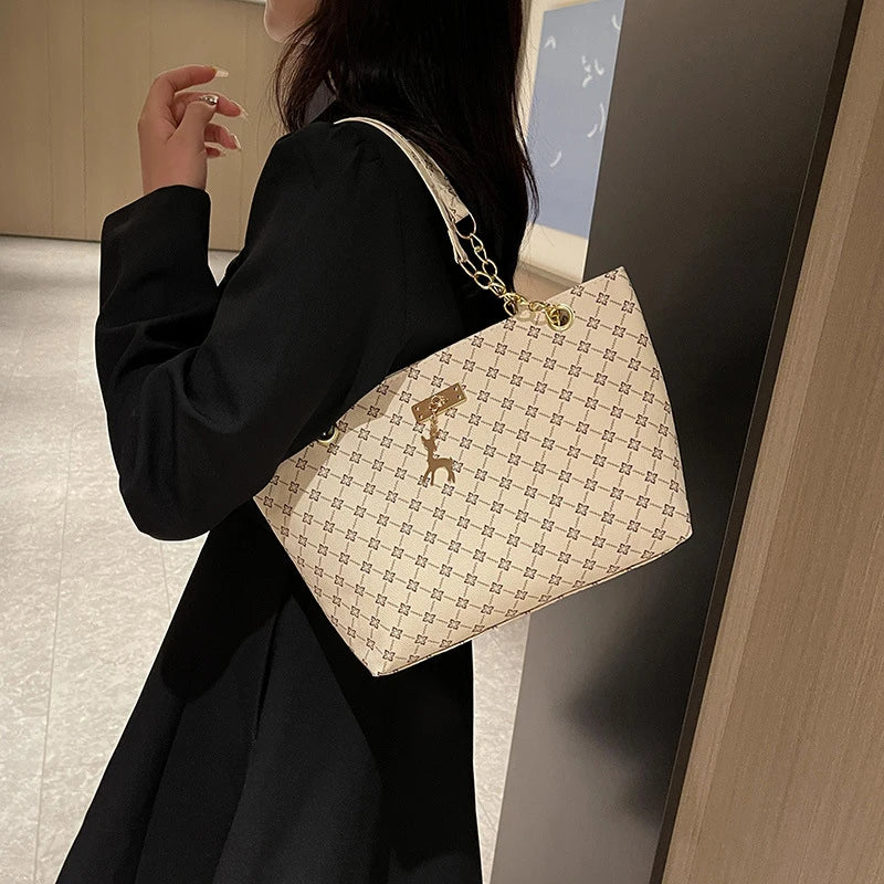 Bolsa Feminina Grande Outono/Inverno 2025 – Modelo Retrô com Alça de Ombro