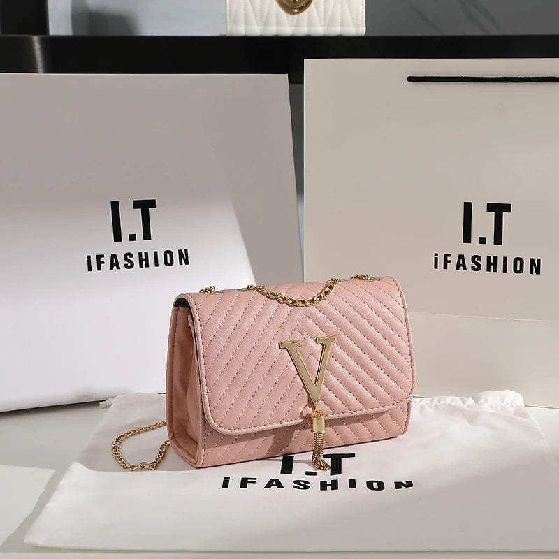 Bolsa de Ombro Feminina Luxo – Pequena, Bordada com Lantejoulas, Borla e Estilo Clutch para Festa